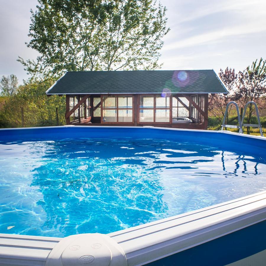 Villa Etno Salas - Etno Ranch - Seosko Turisticko Domacinstvo Palić Exterior foto